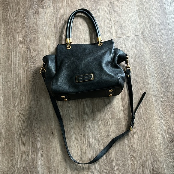 Marc By Marc Jacobs handbag. - Picture 2 of 16